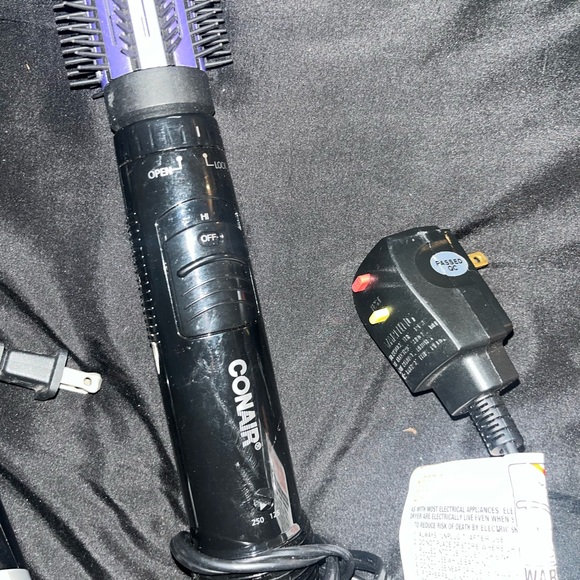 Conair 2-in-1 Hot Air Styler and Goody HEAT hair styling tool - Picture 3 of 3